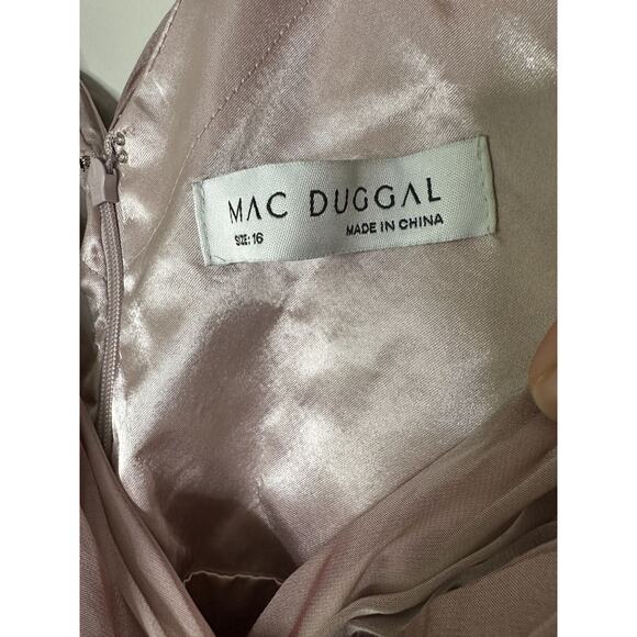 Mac Duggal Mauve Long Sleeves V-Neck Tiered Evening Gown Size 16 - Picture 5 of 8